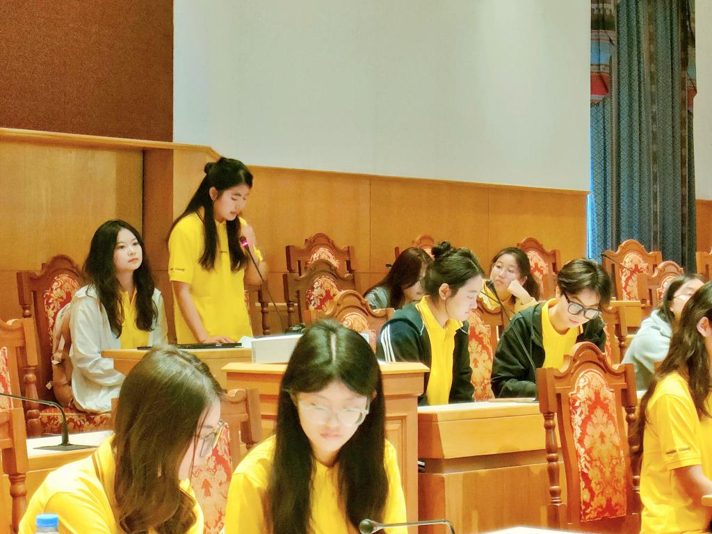 文化橋梁，青春同行 我校組織學生赴泰國易三倉大學開展藝術(shù)游學交流活動紀實